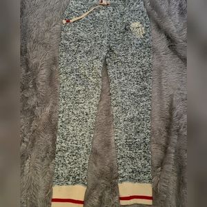 NWOT Roots cabin joggers - Women's S